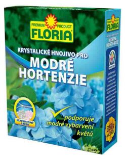 Kryštalické hnojivo na modré hortenzie
