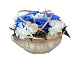 Aranžmán Miska ruže a hortenzia modro-biely