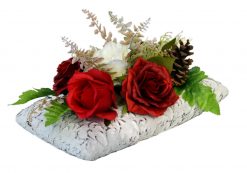 Aranžmán Ruže s vresom a šiškami 33*20cm 1,9kg červený